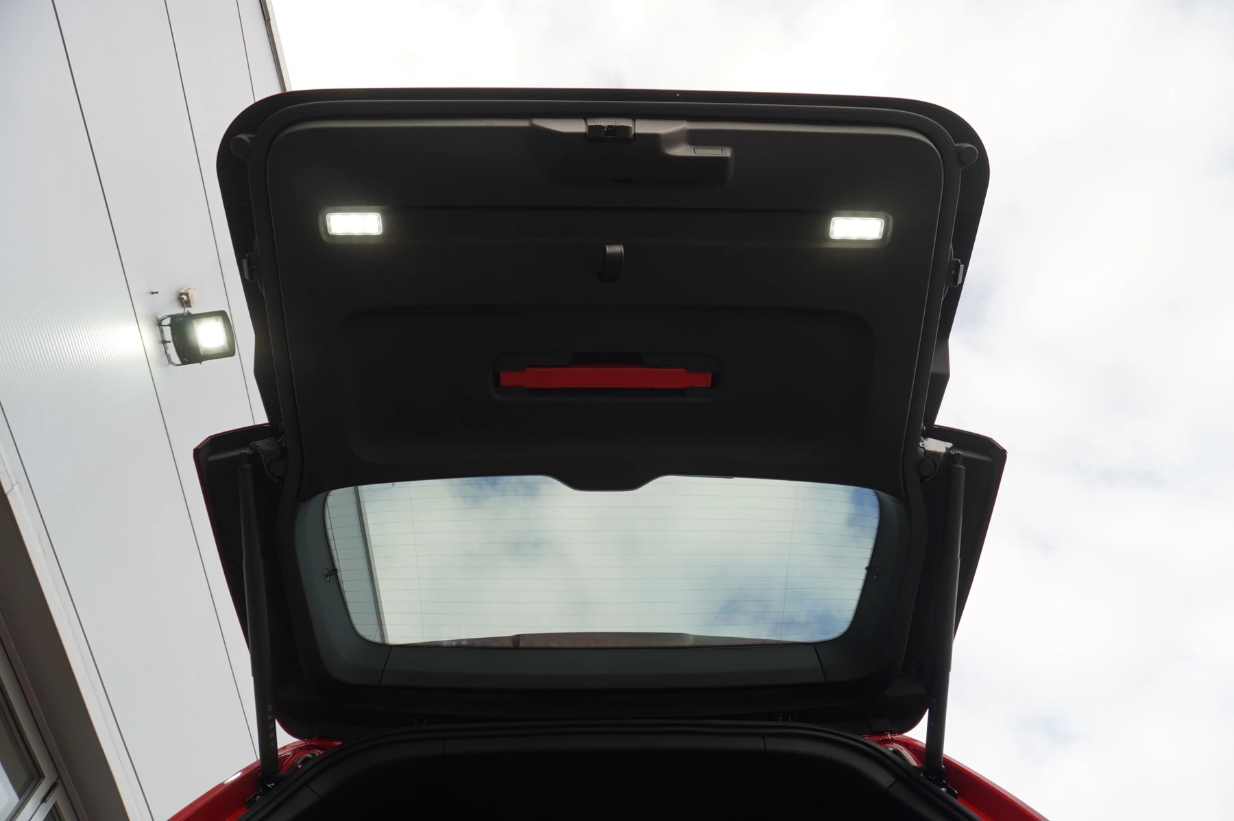 Volkswagen-ID. Buzz-image-47