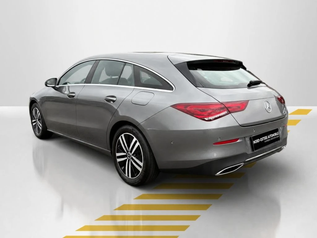 Mercedes-Benz-CLA 200 d-image-12