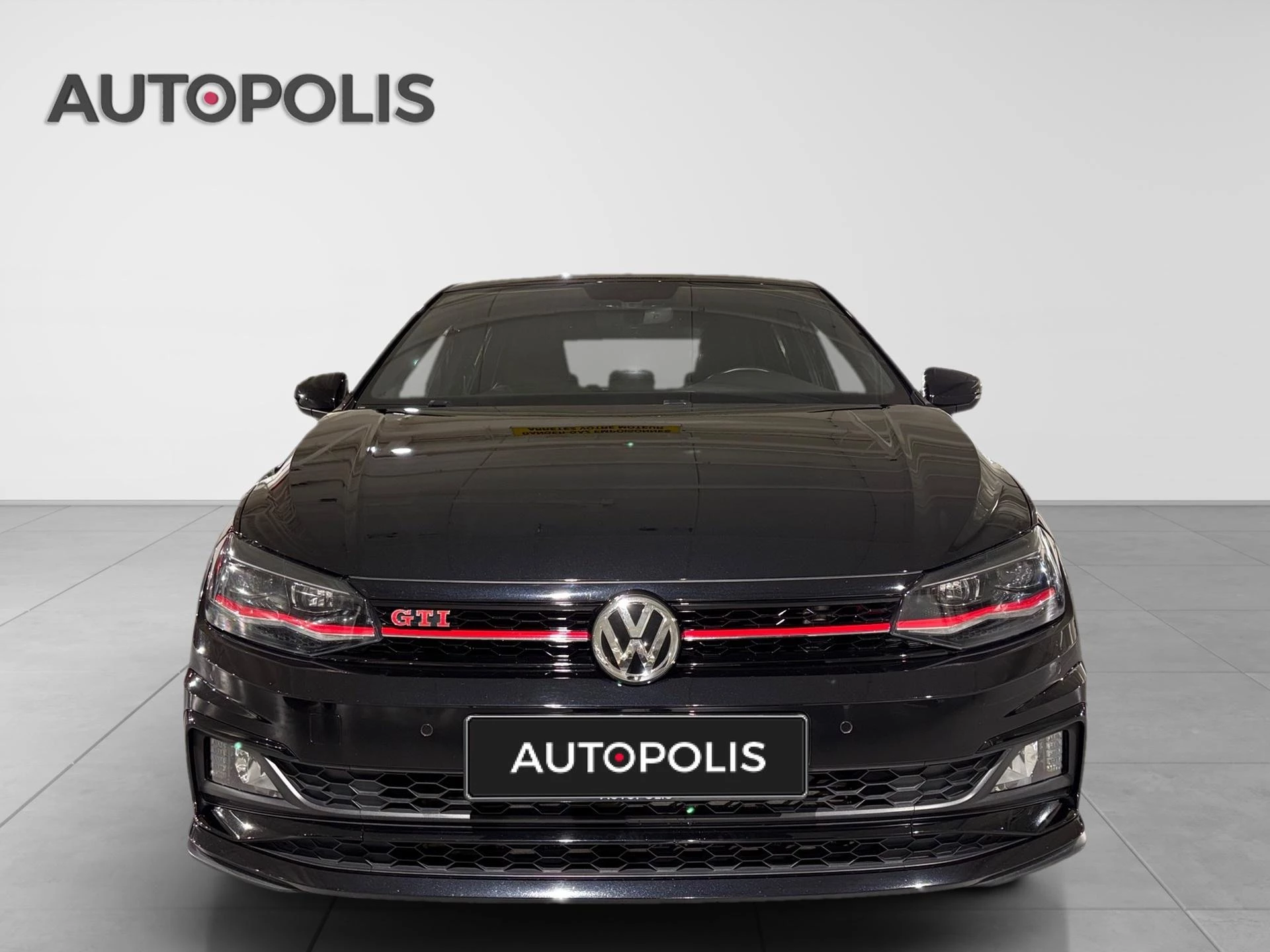 Volkswagen-Polo-image-12