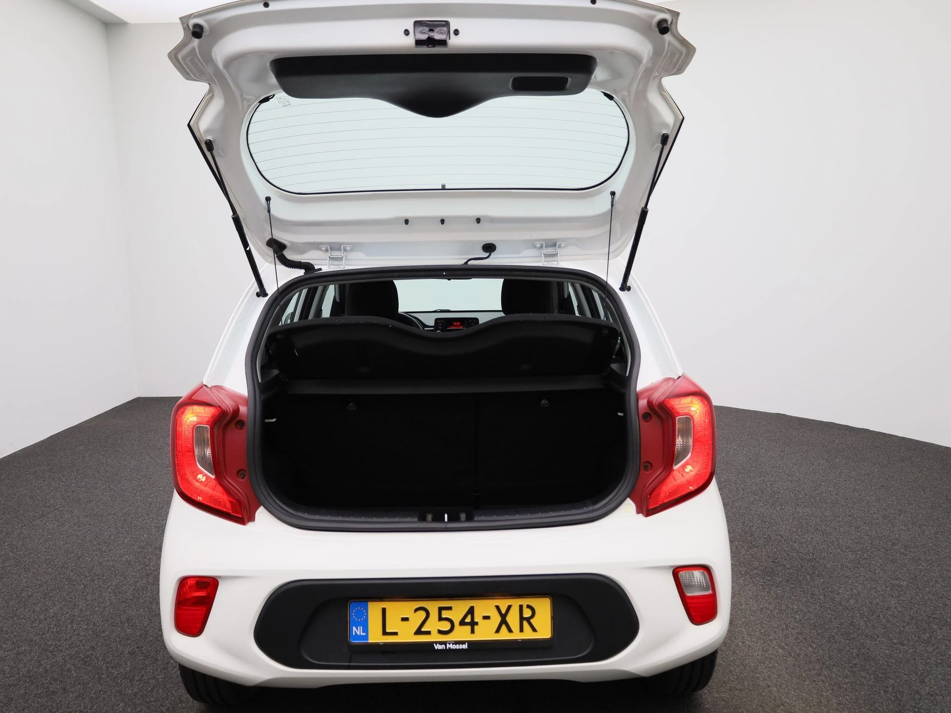 Kia-Picanto-image-11