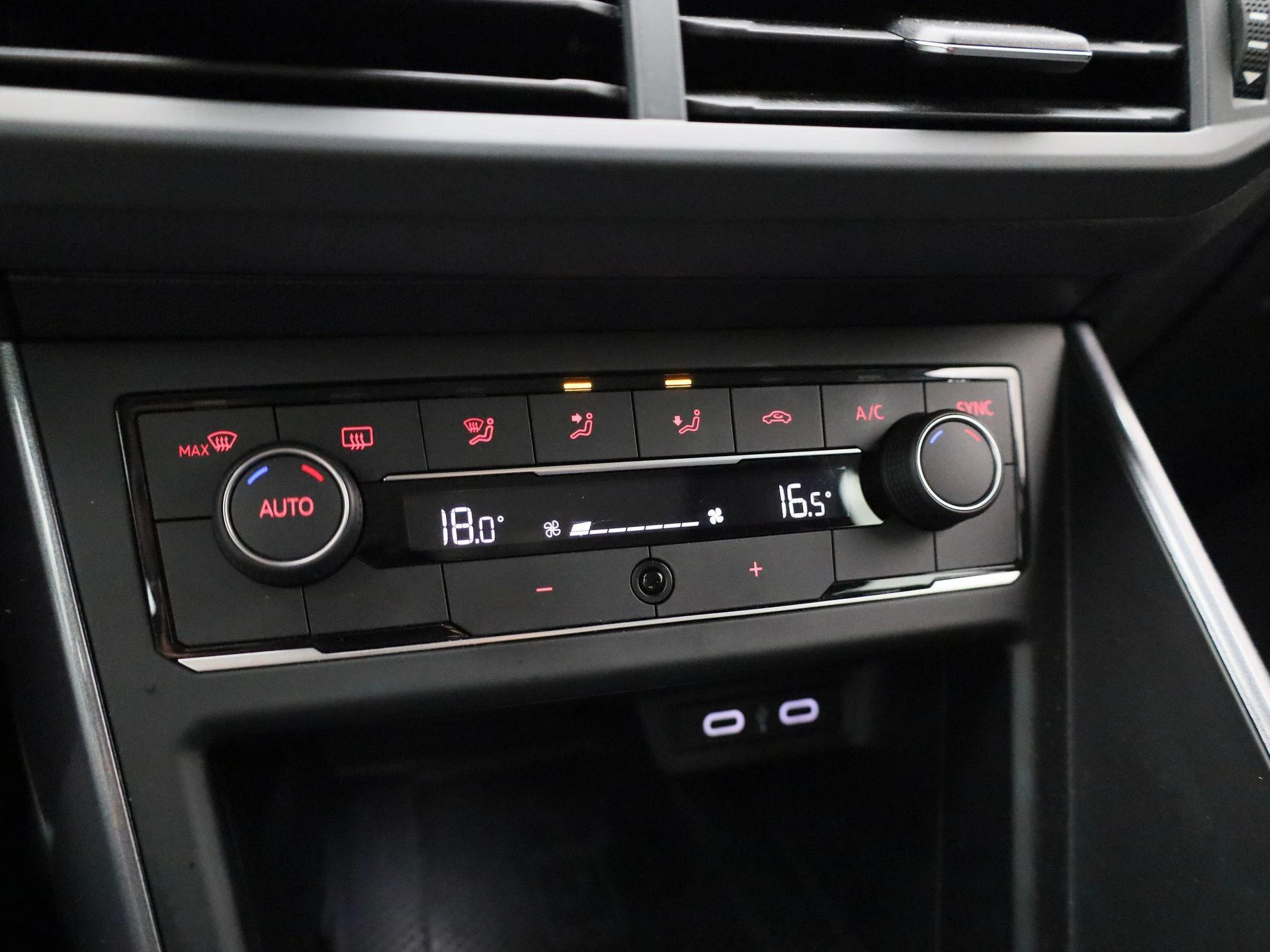 Volkswagen-Polo-image-26