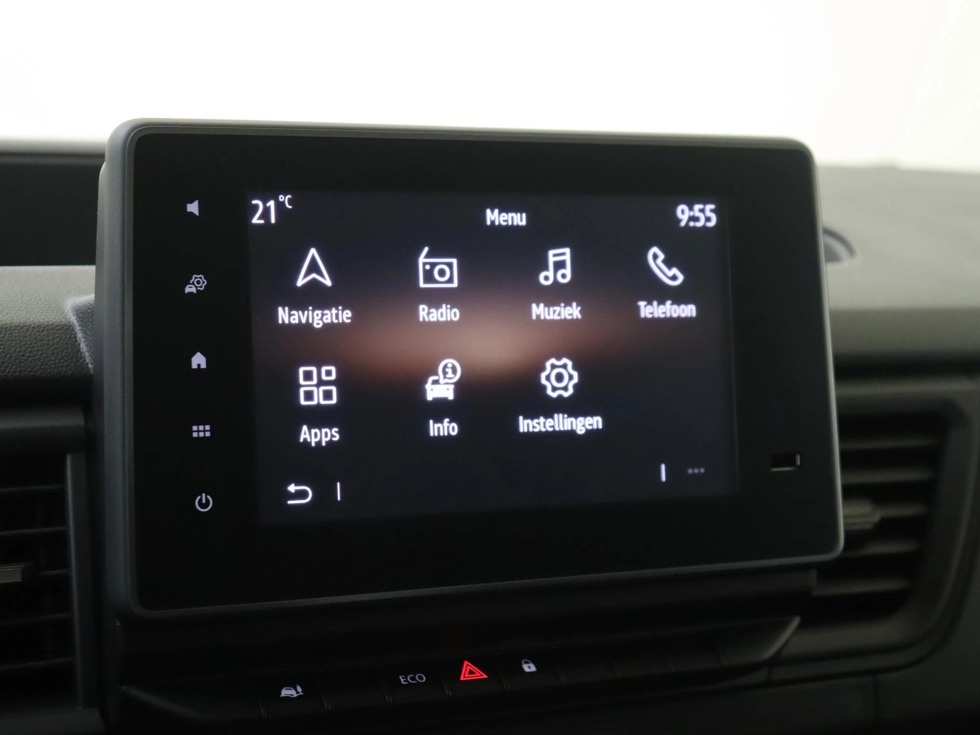 Renault-Trafic-image-14