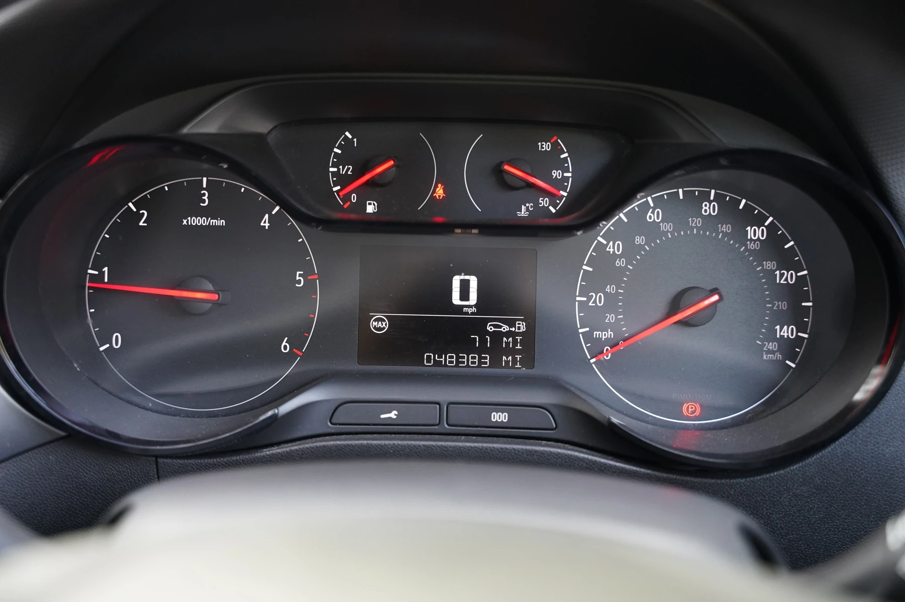 Vauxhall-CROSSLAND X-image-7