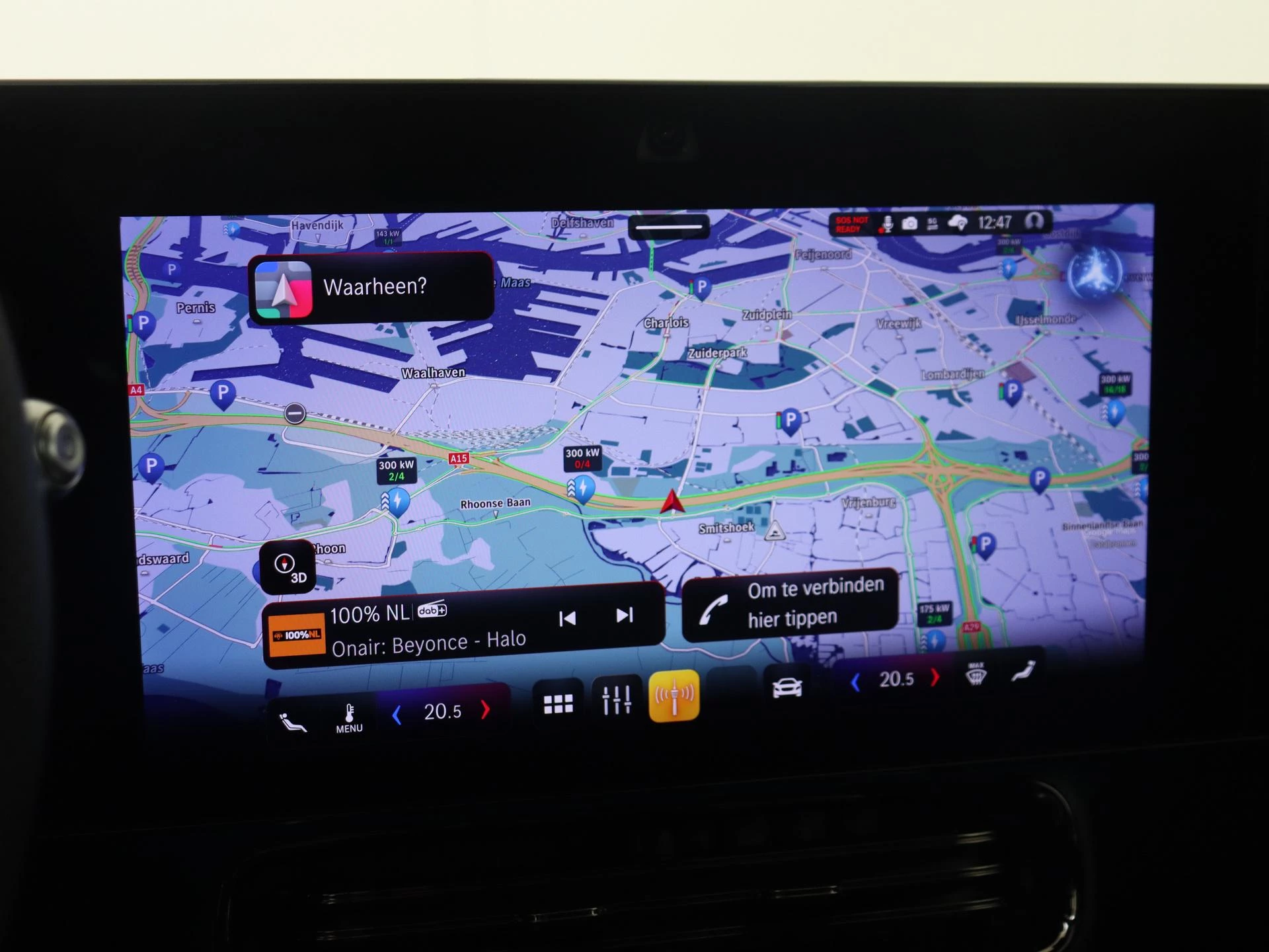 Mercedes-Benz-CLA-image-18