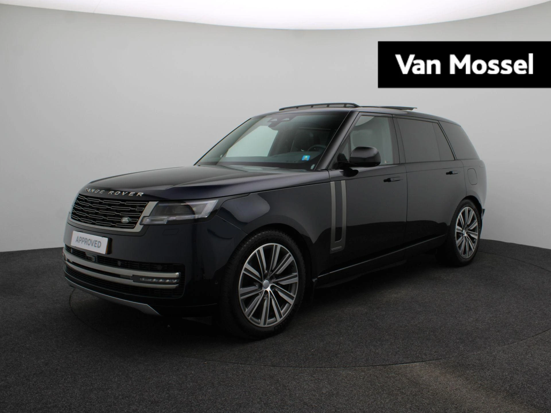 Land Rover-Range Rover-image-0