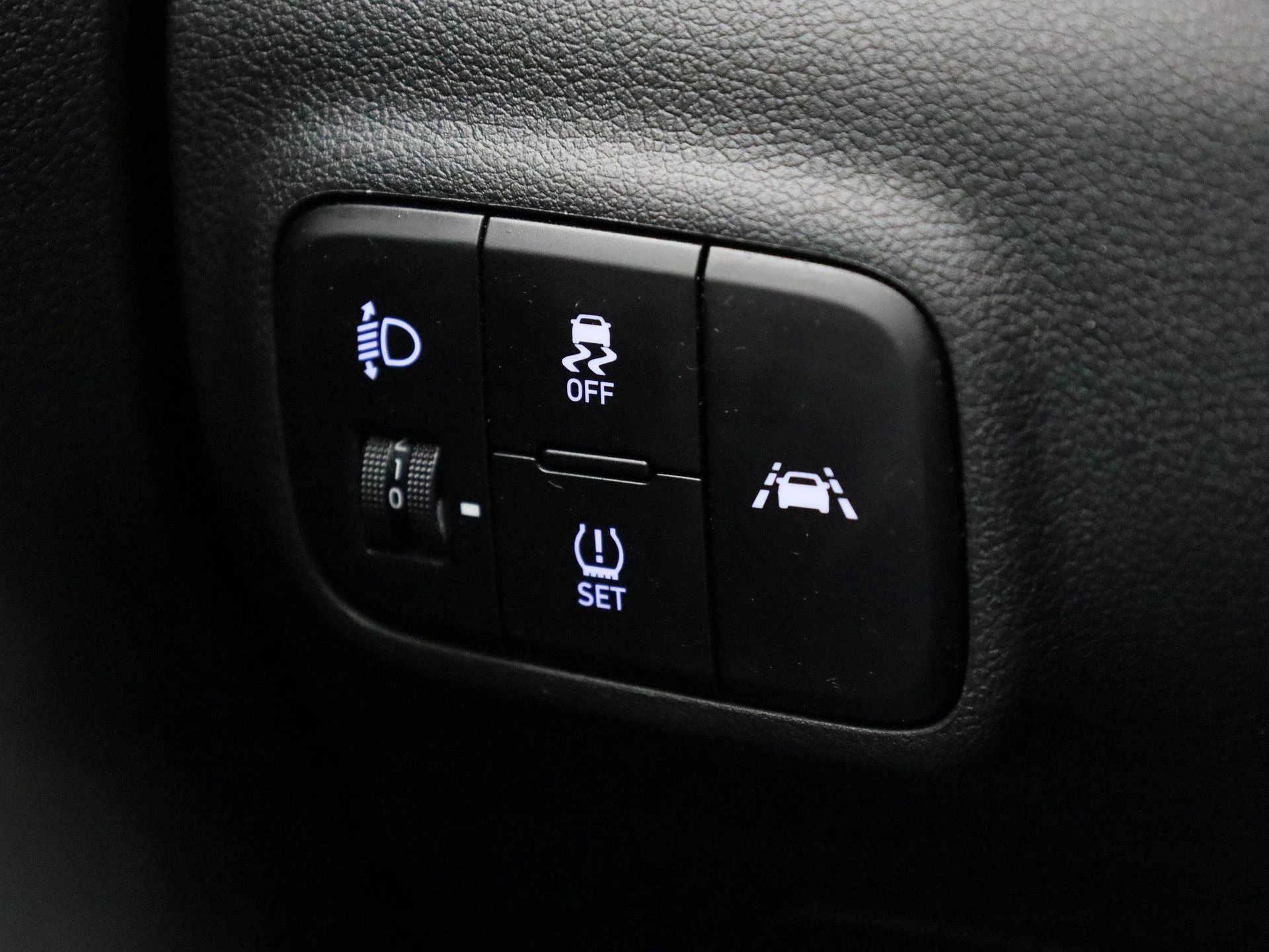 Hyundai-i10-image-20