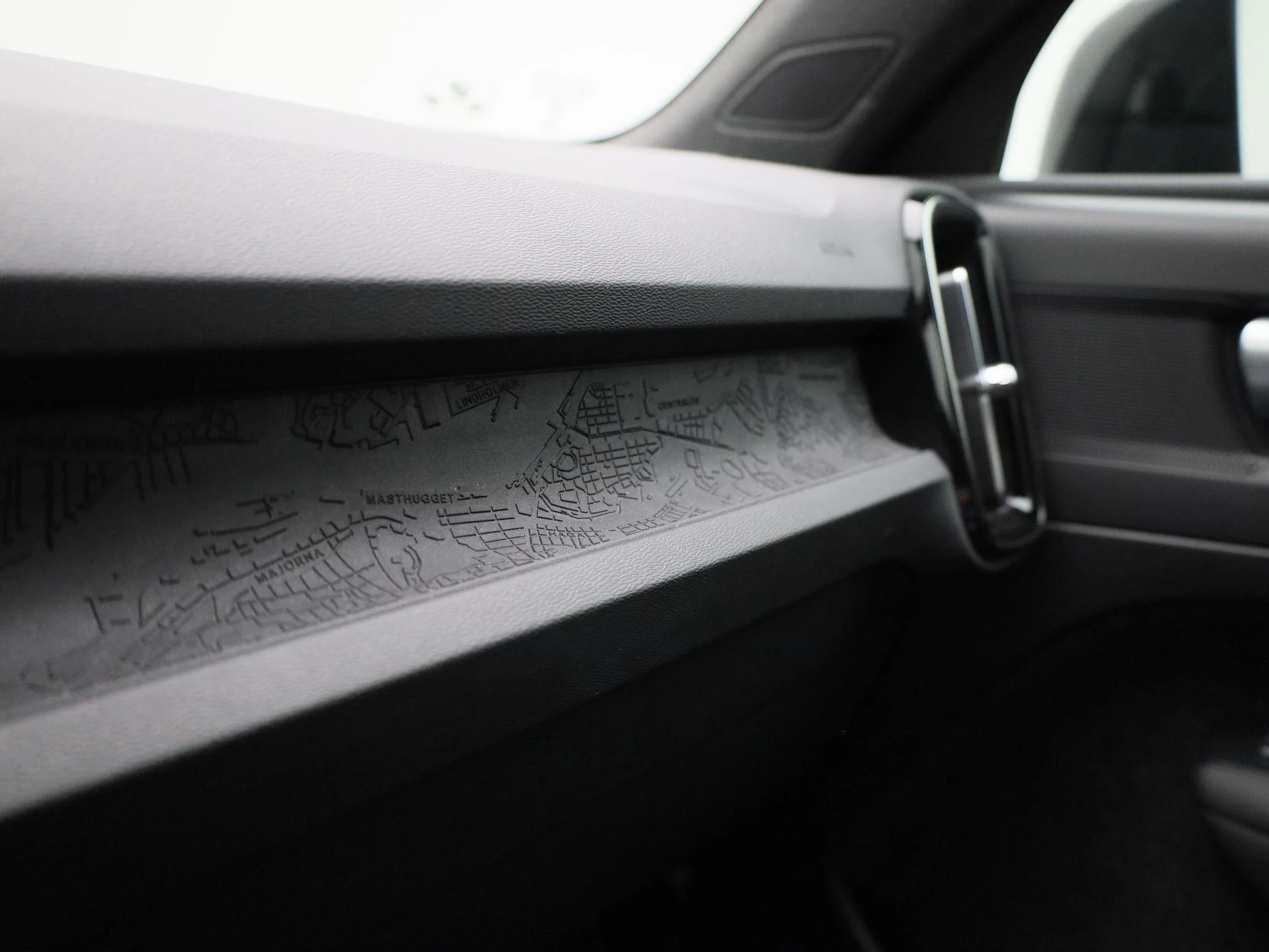 Volvo-XC40-image-24