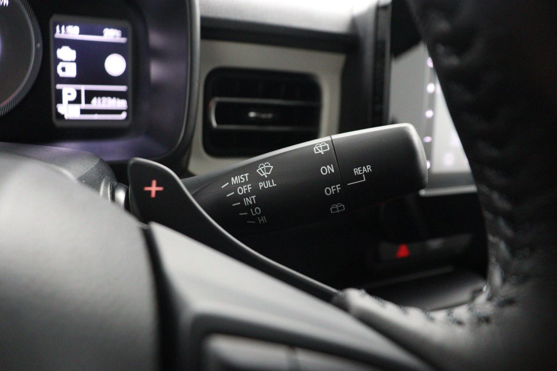 Suzuki-Ignis-image-26