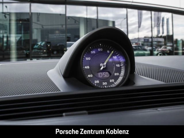 Porsche-Panamera-image-26
