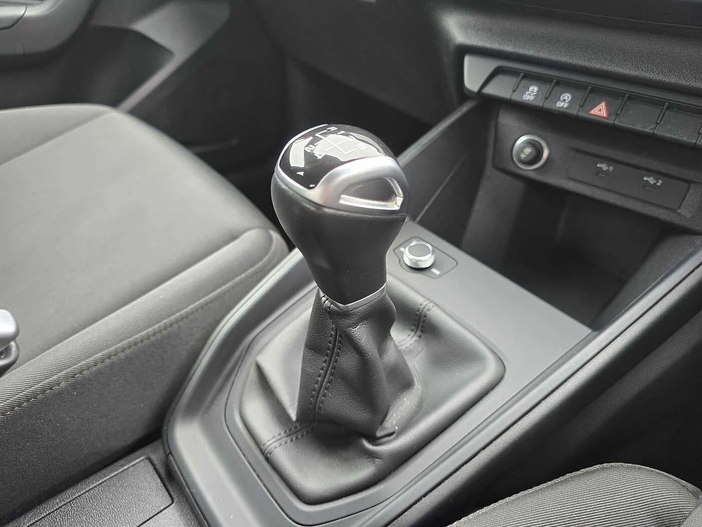 Audi-A1 Sportback-image-7