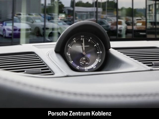 Porsche 911 992 -2 Carrera 4S carrera