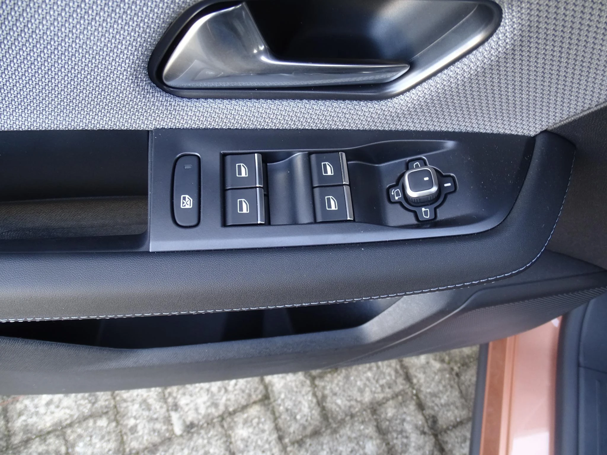 Opel-Grandland-image-21