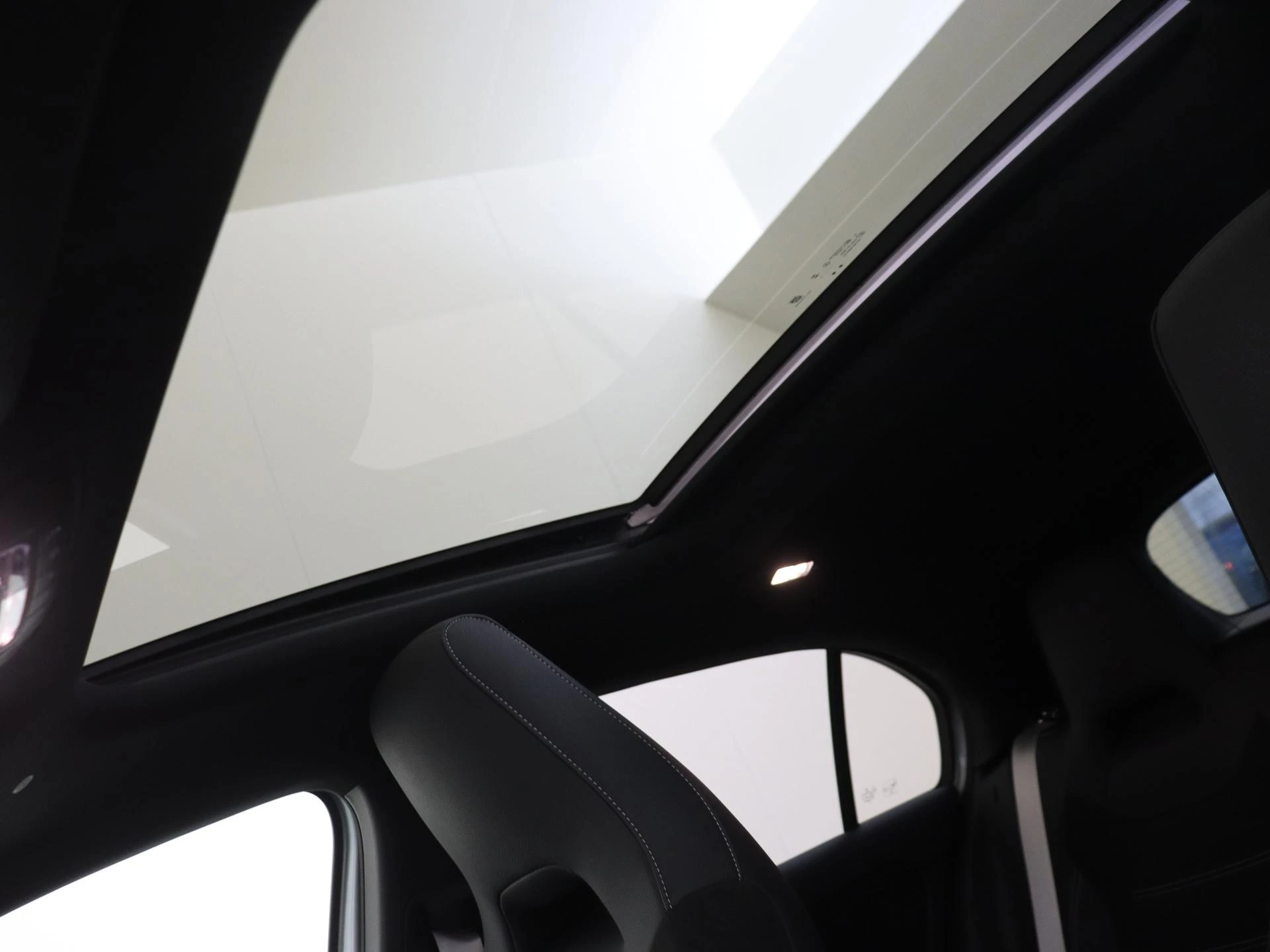 Mercedes-Benz-A-Klasse-image-27