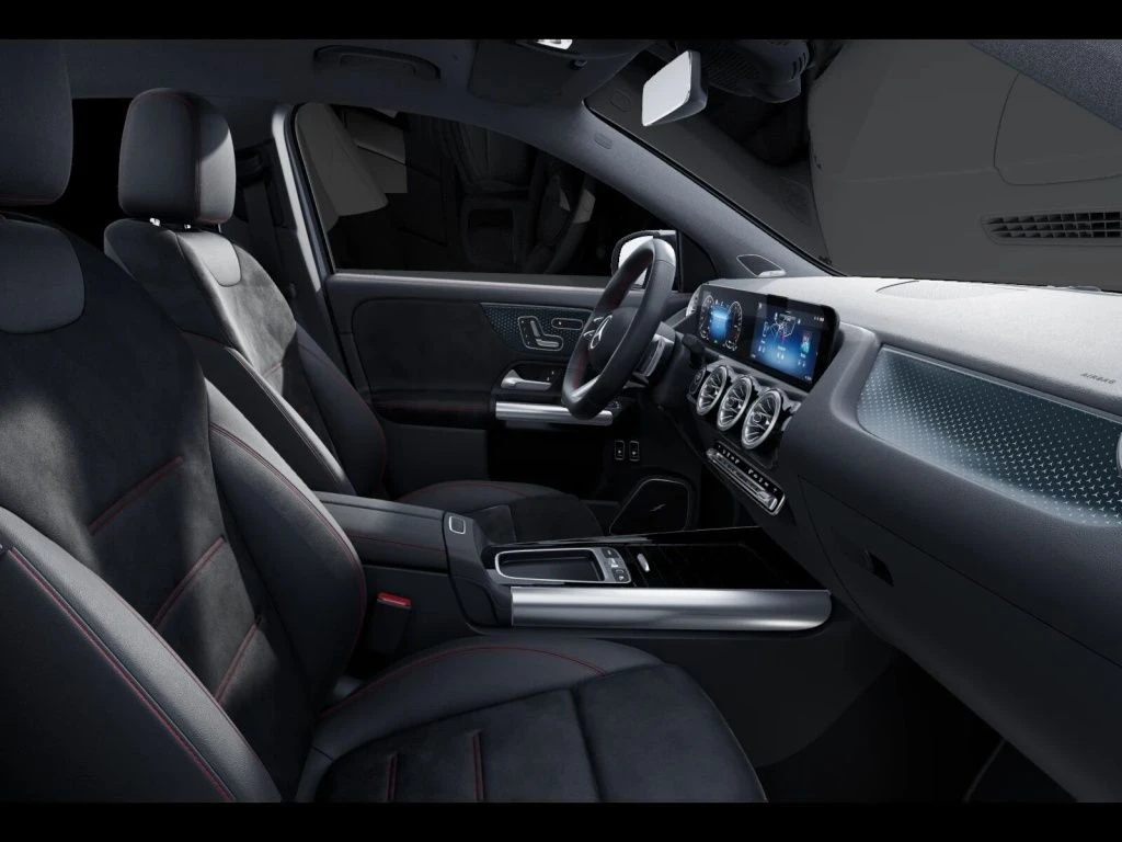 Mercedes-Benz-GLA 250 e-image-10