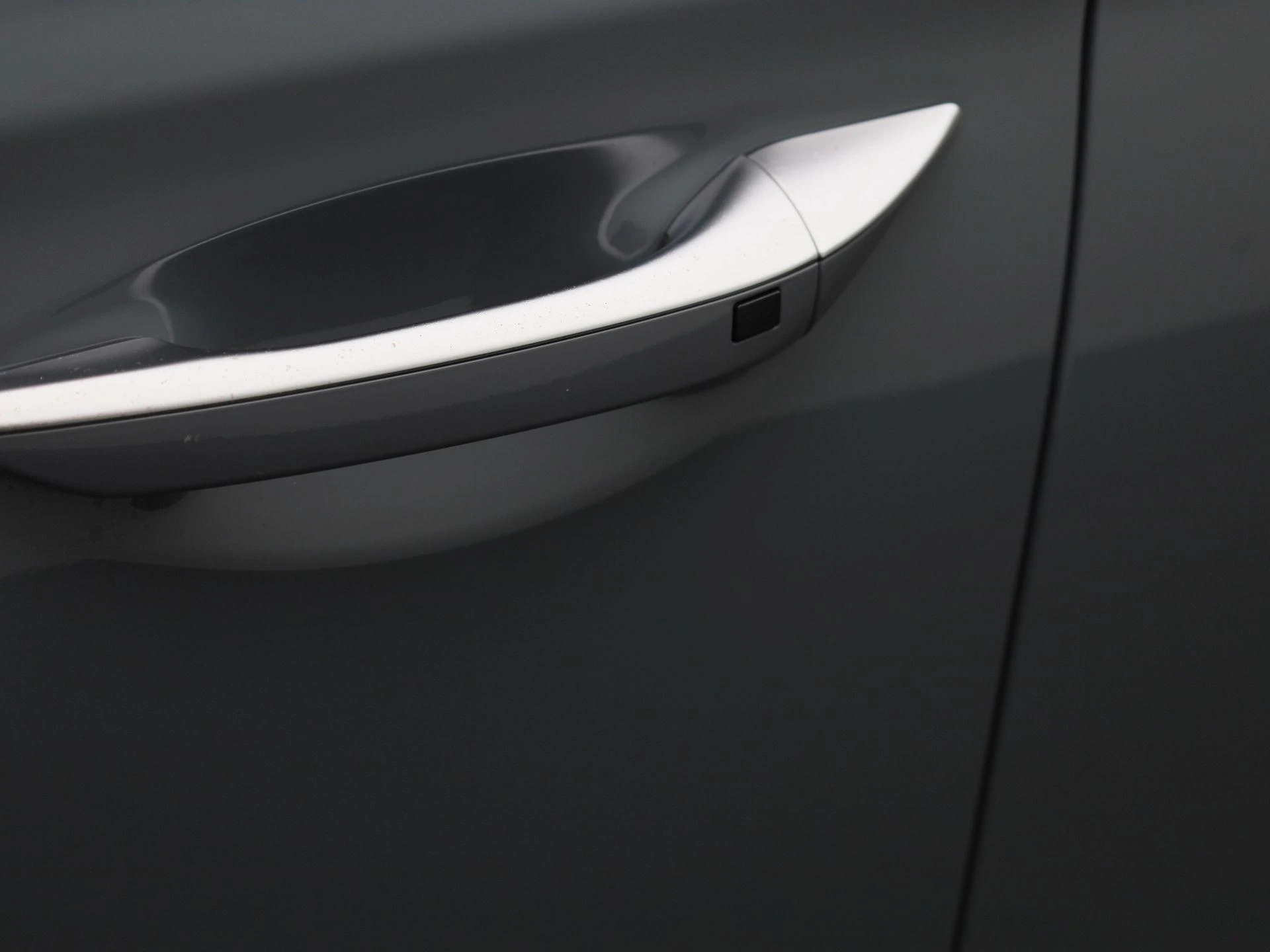 Hyundai-IONIQ-image-14