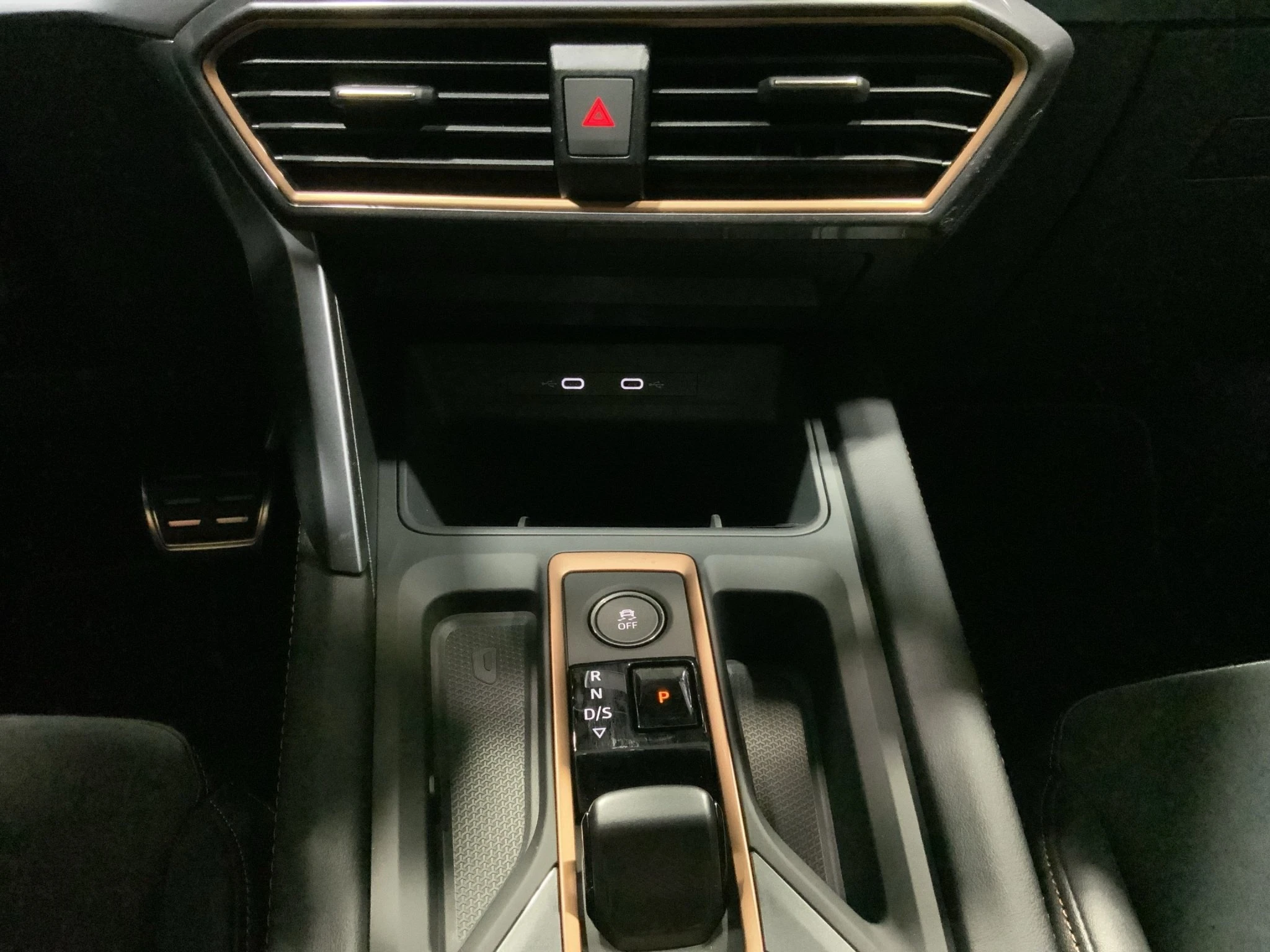 CUPRA Leon 1.5 eTSI | Sennheiser | DCC | Memory