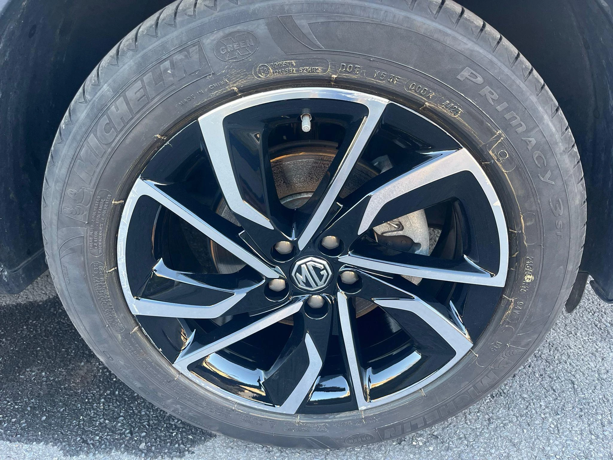 MG ZS ICE 1.0 AT LUXURY FWD