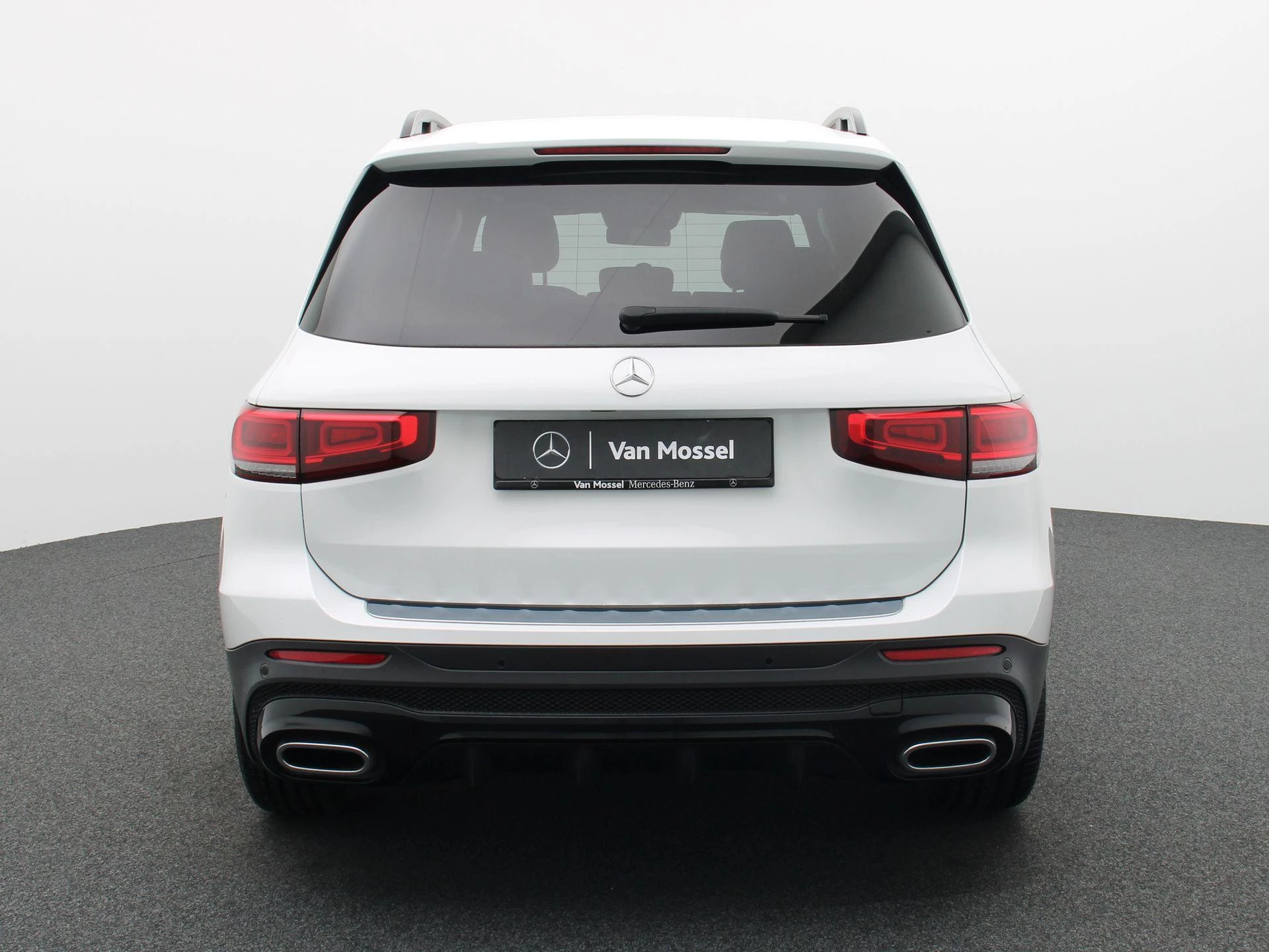 Mercedes-Benz GLB 180 AMG Line + PANORAMISCH DAK + MULTIBEAM LED + CARPLAY +