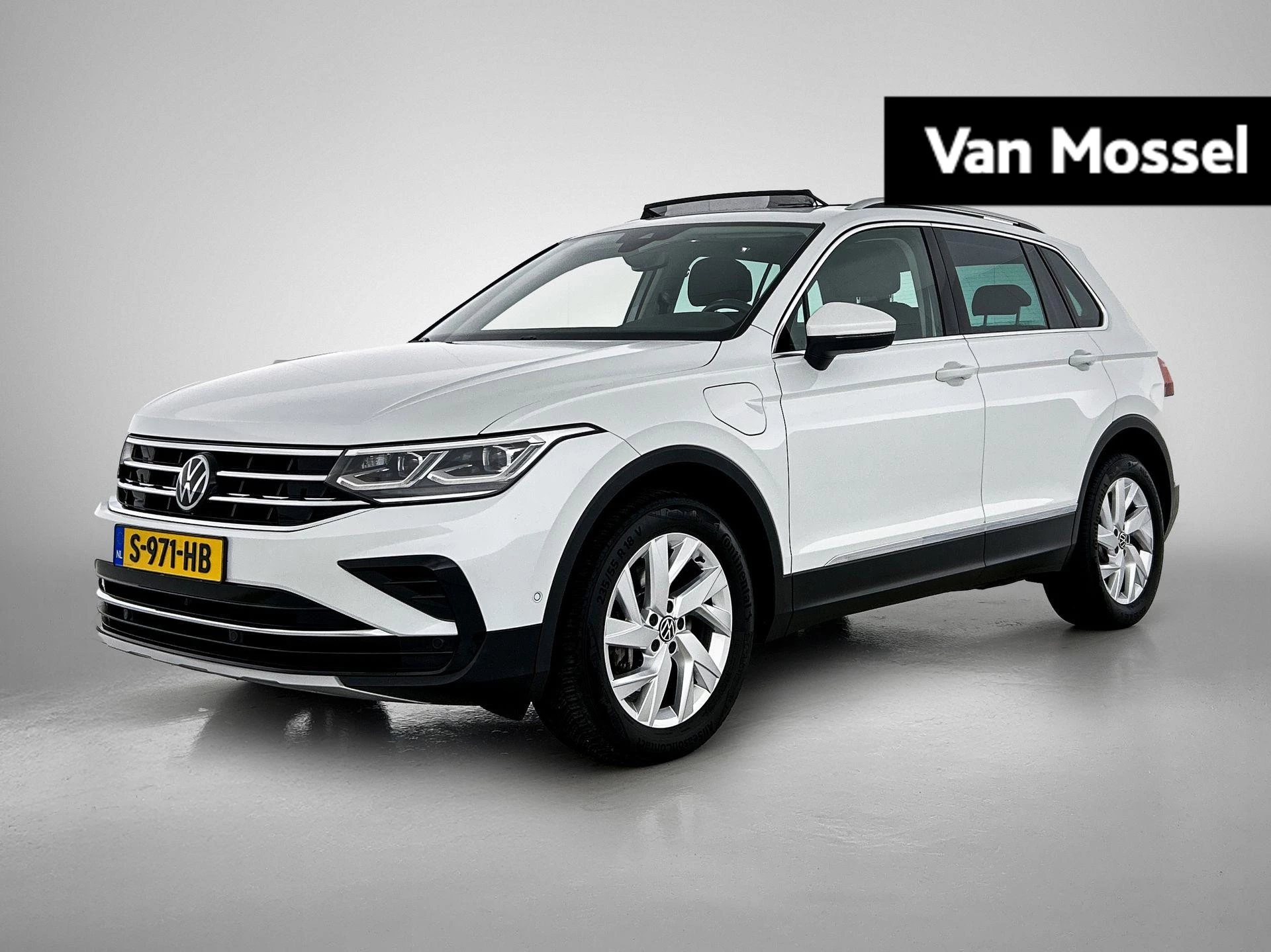Volkswagen-Tiguan-image-0