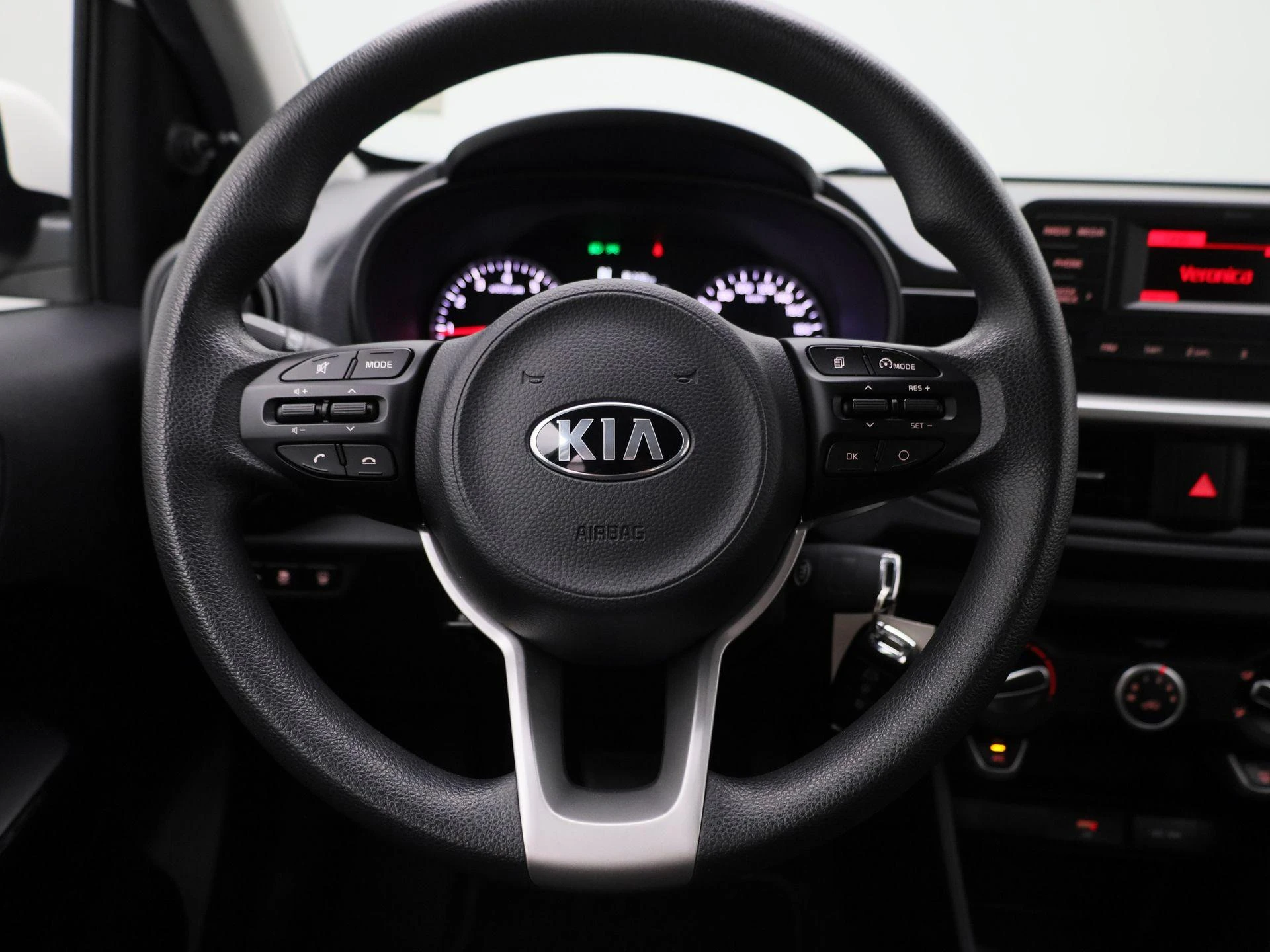 Kia-Picanto-image-6