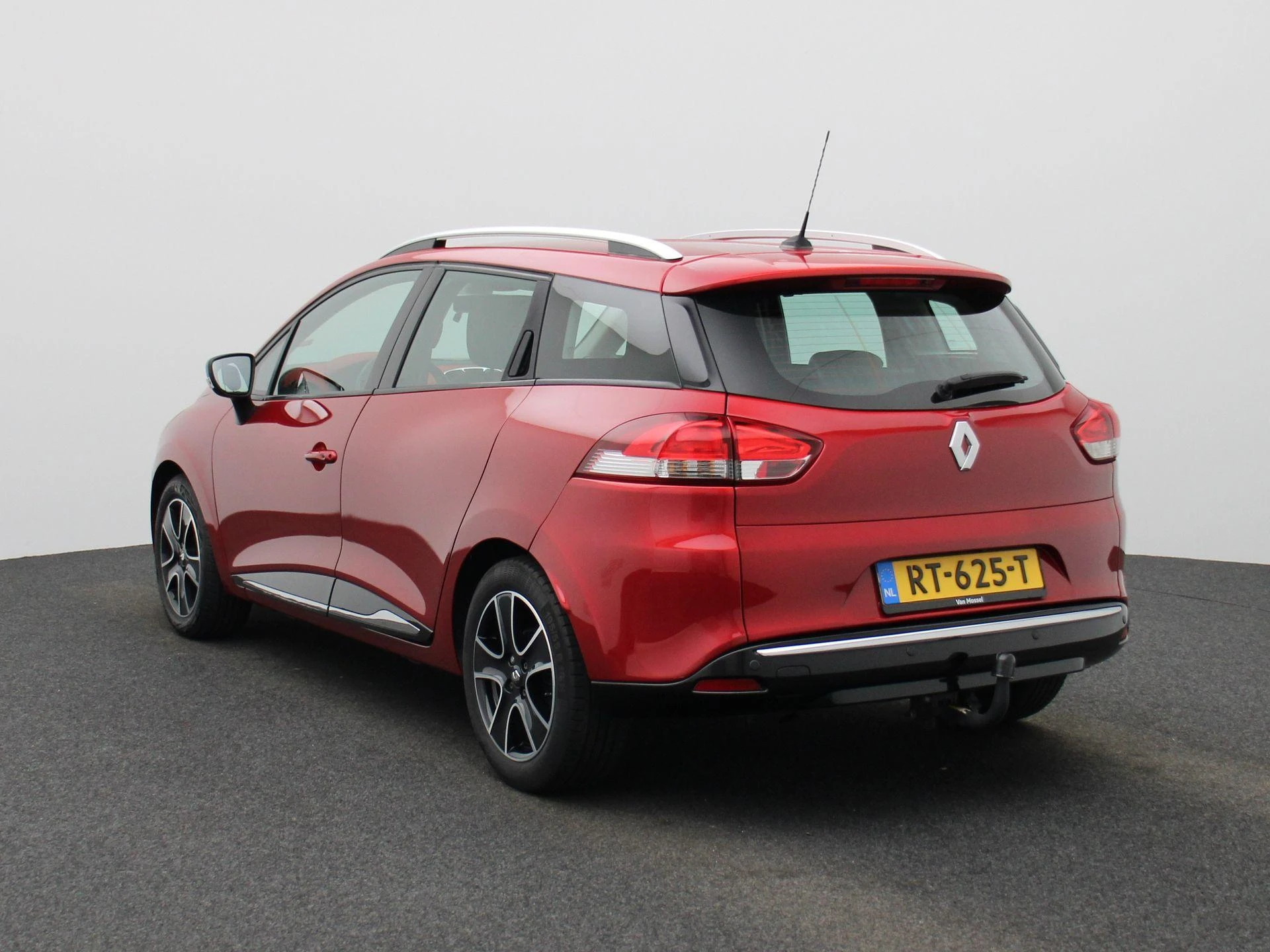 Renault-Clio-image-1