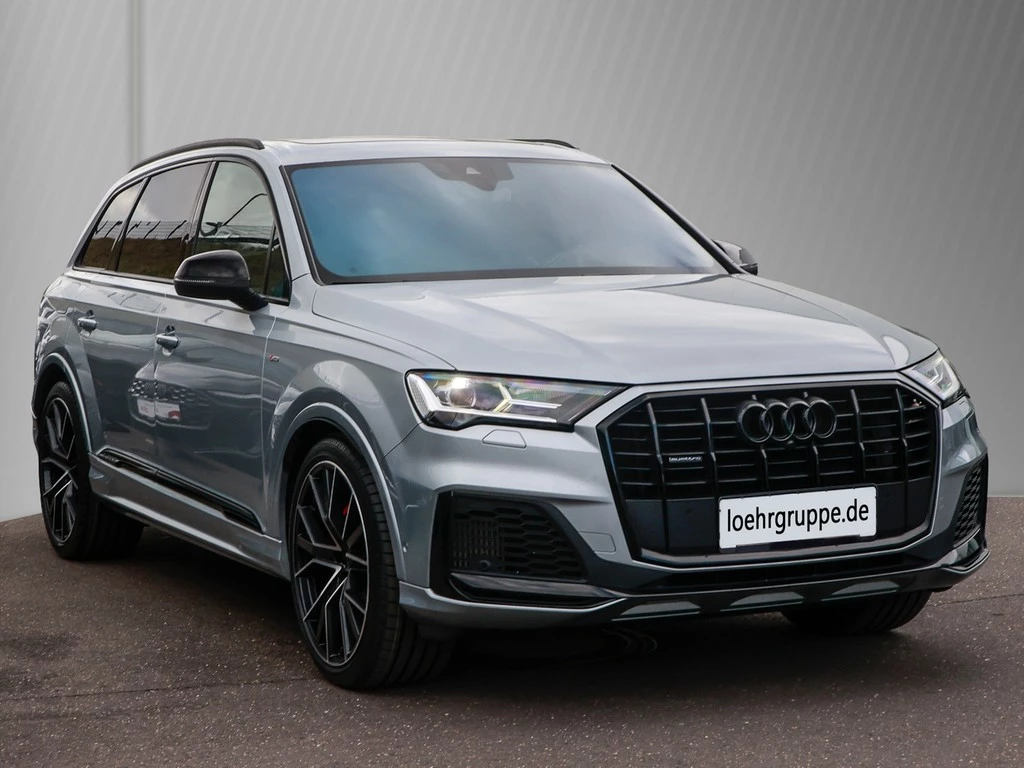 Audi Q7 55 TFSI S line competition + Panorama B&O