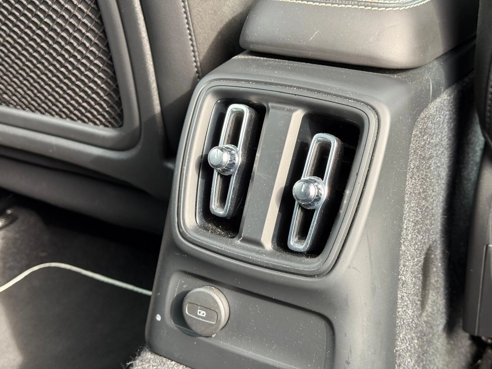 Volvo XC40 1.5 T5 Recharge R-Design