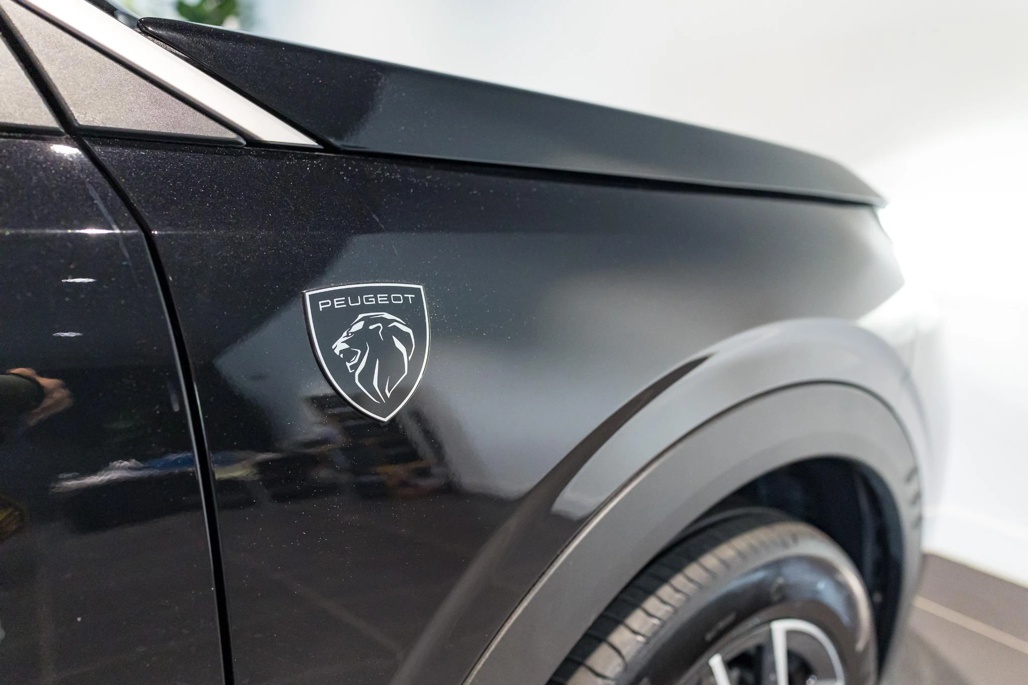 Peugeot 3008 1.2 HYBRID 145 e-DSC6 GT