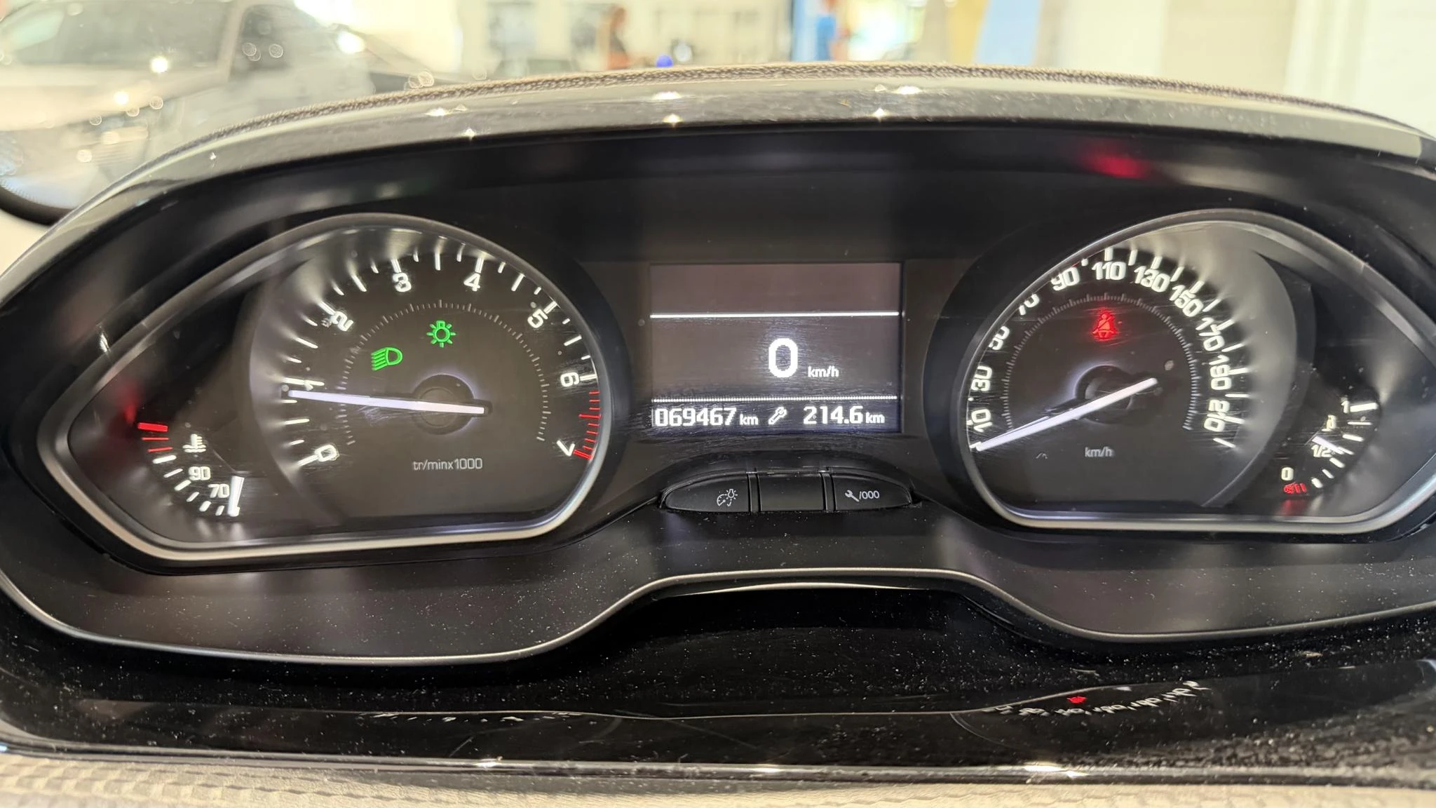 Peugeot-208-image-9