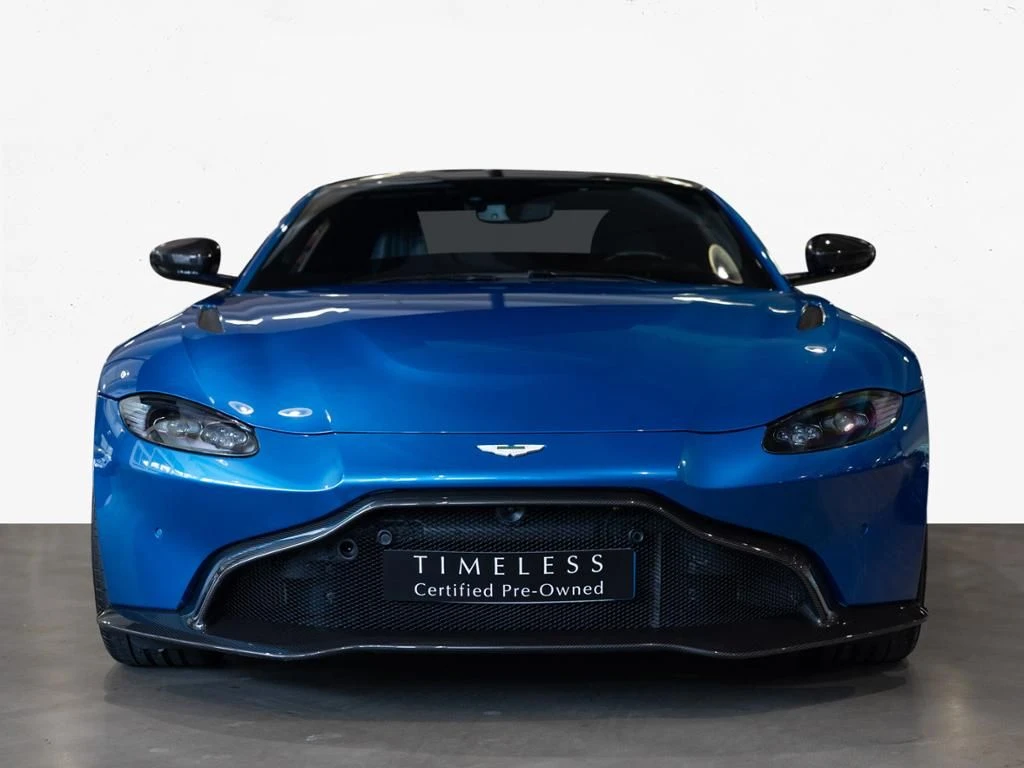 Aston Martin-V8 Vantage-image-7