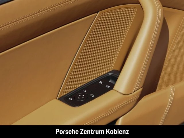 Porsche-911-image-17