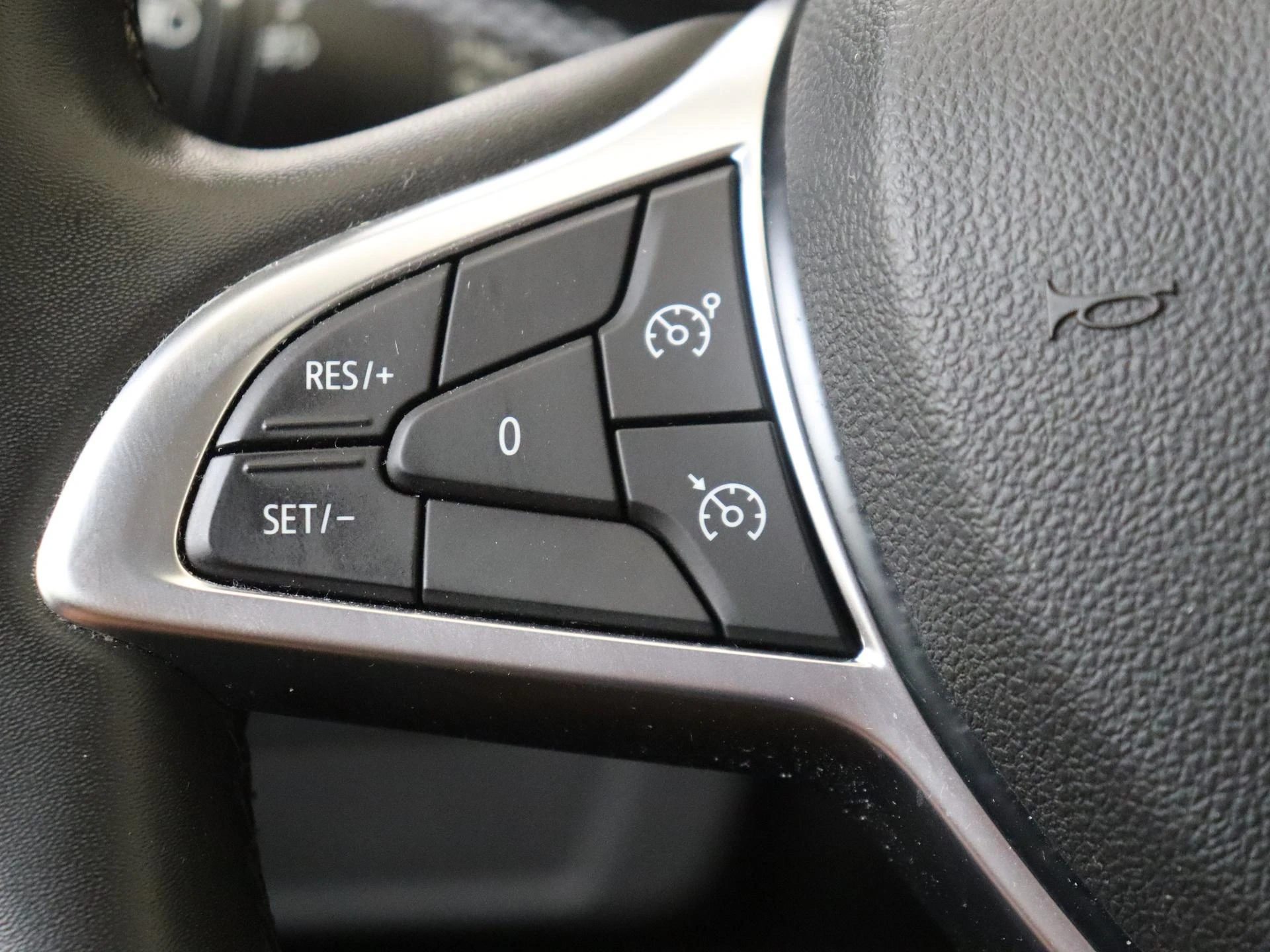 Dacia-Sandero-image-11