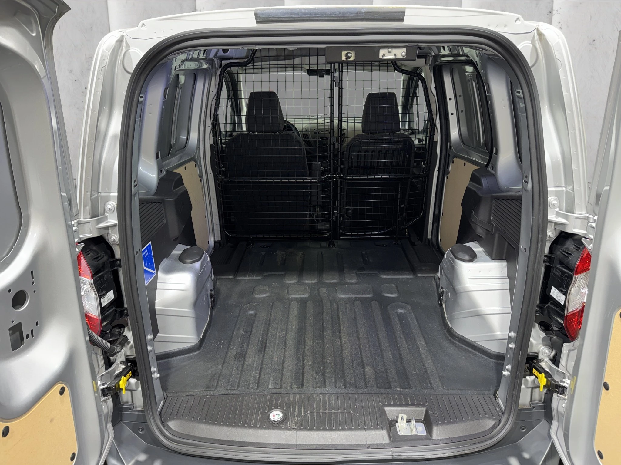 Ford Transit Courier 1.5 TDCi Trend | Klima | DAB | BT
