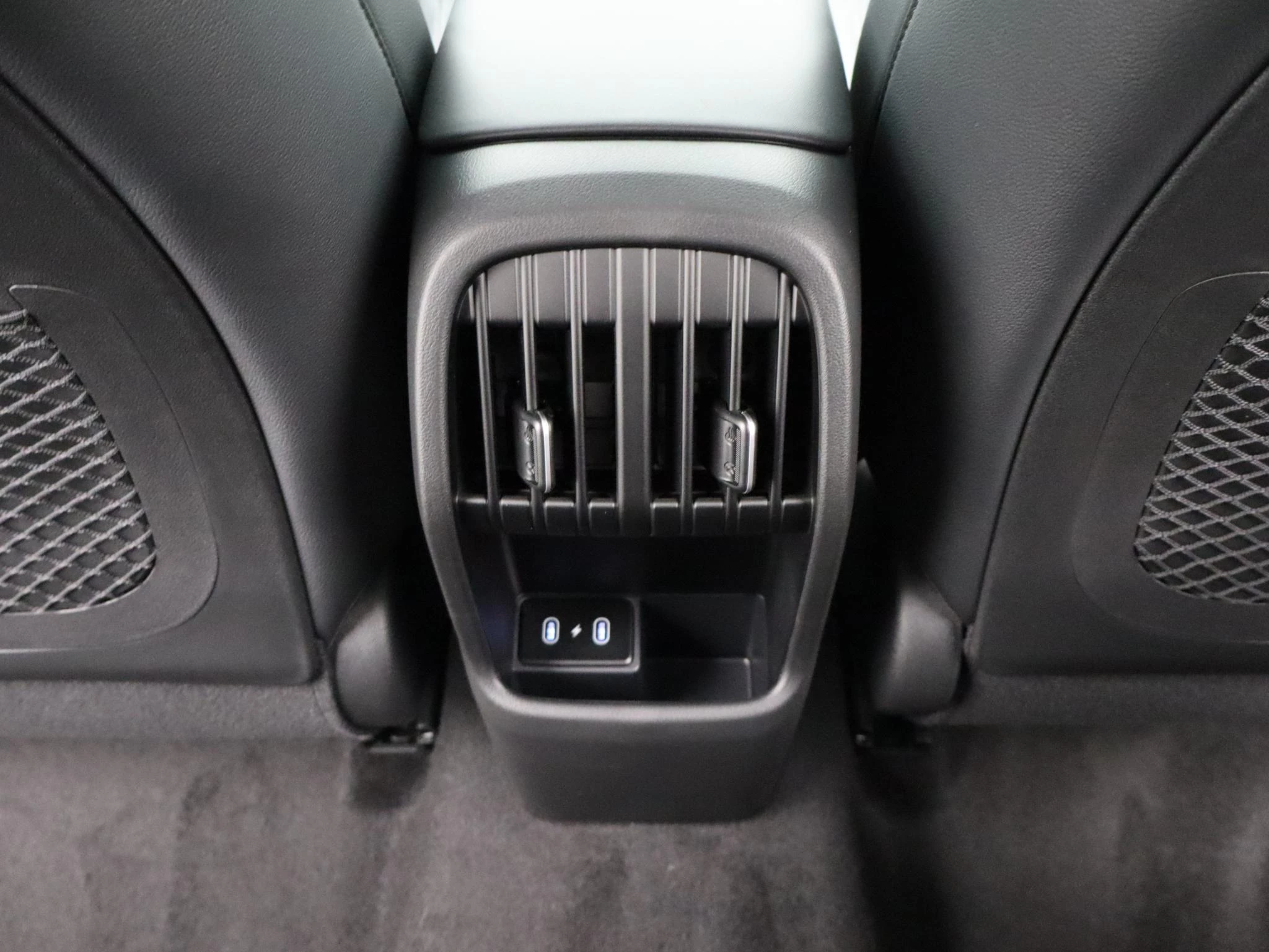 Hyundai-Kona-image-38