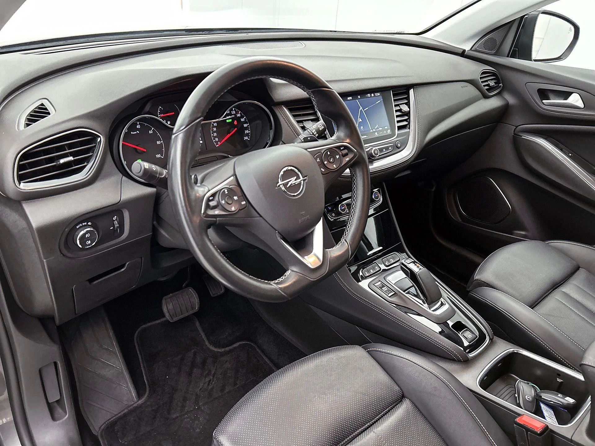 Opel-Grandland X-image-15