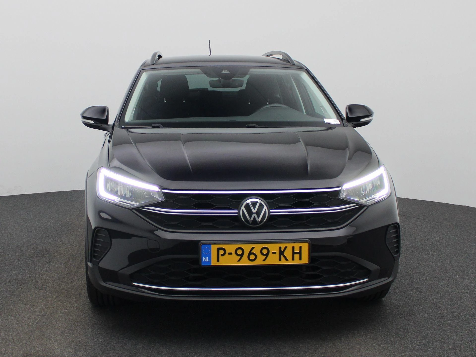 Volkswagen-Taigo-image-2