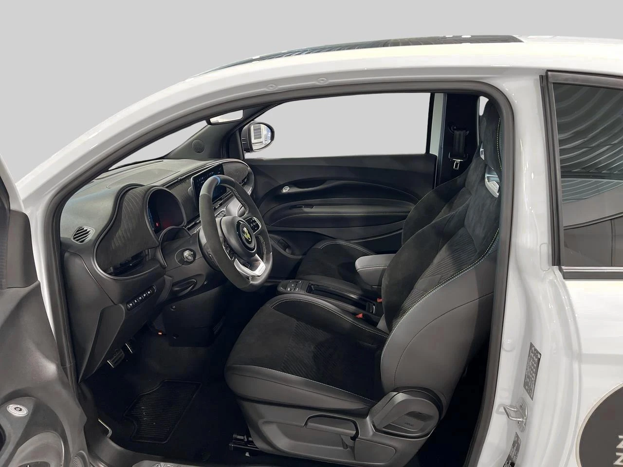 Abarth-500-image-7
