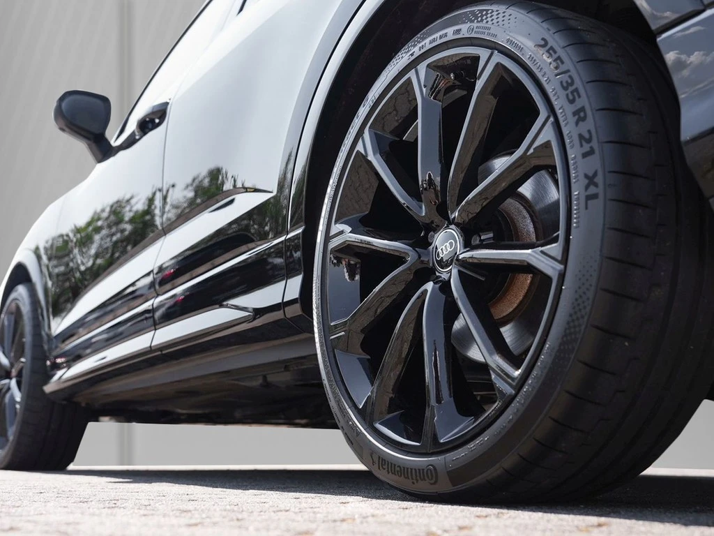 Audi-RSQ3-image-4