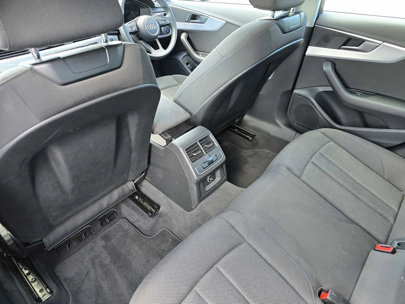 Audi-A4-image-44