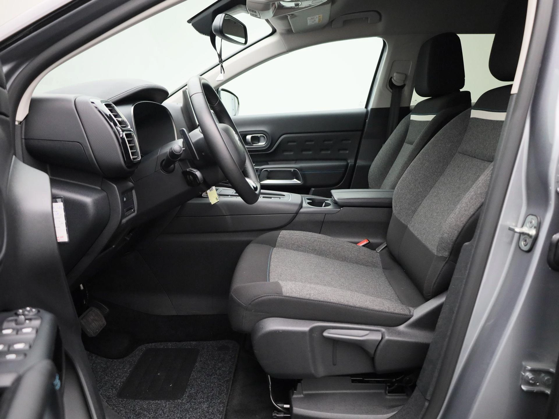 Citroën-C5 Aircross-image-12