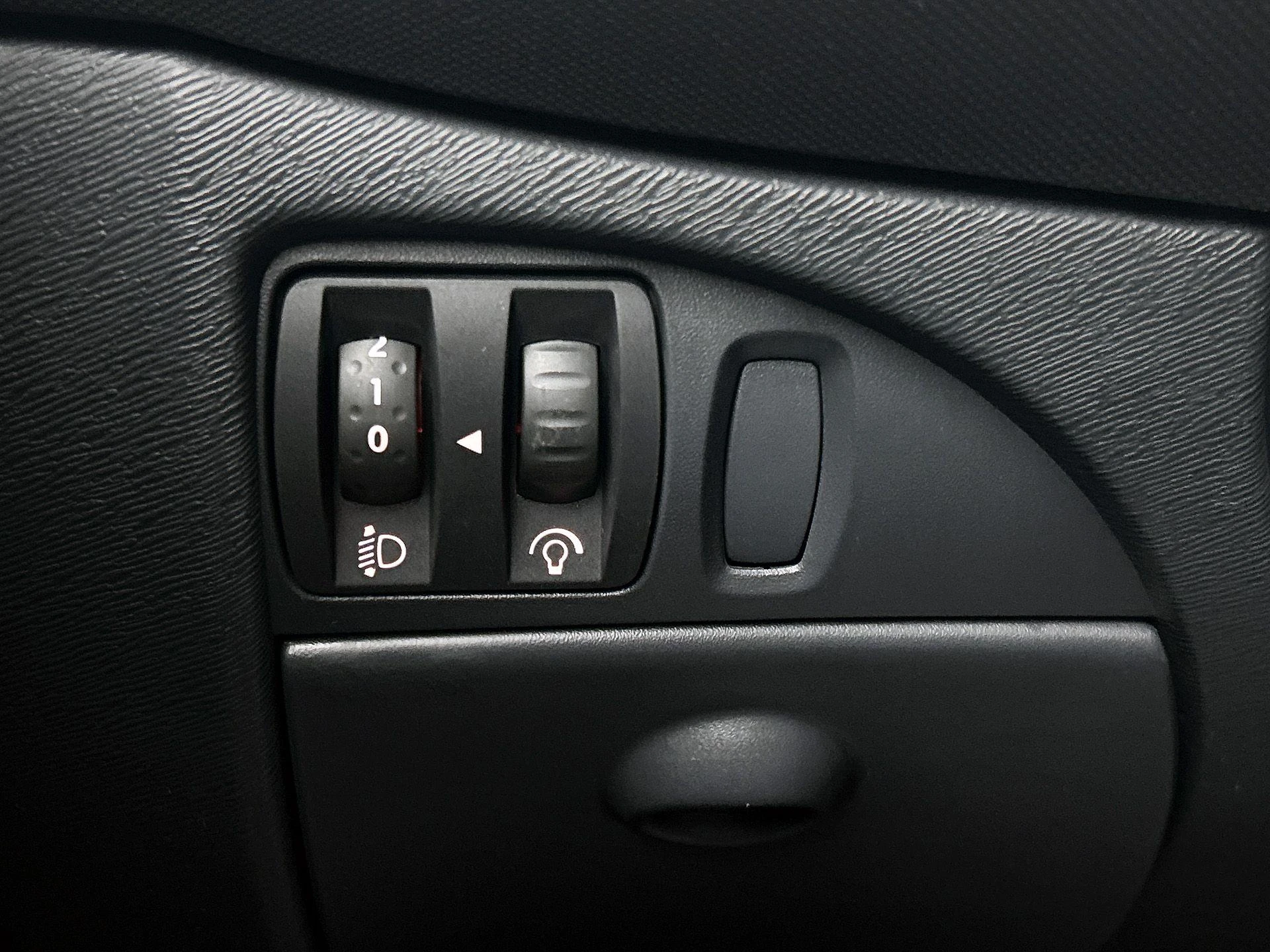 Renault-Twingo-image-23