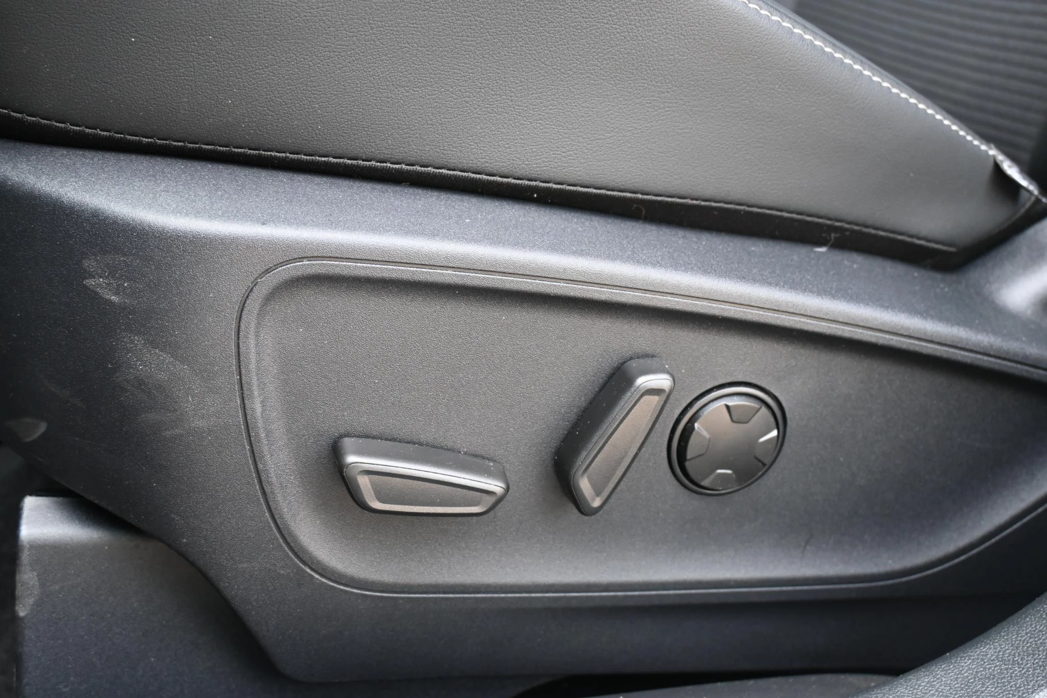 Ford Kuga 2.5 PHEV Sound Edition