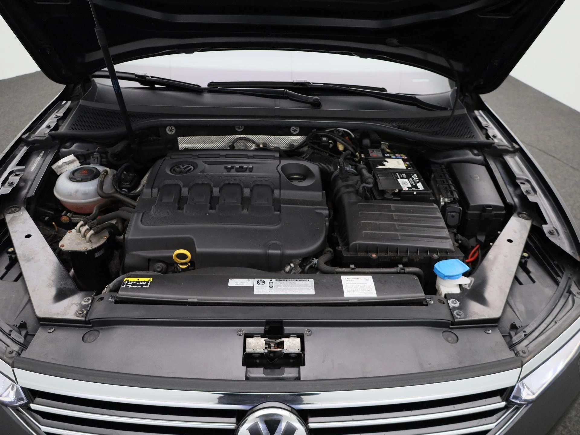 Volkswagen-Passat-image-31