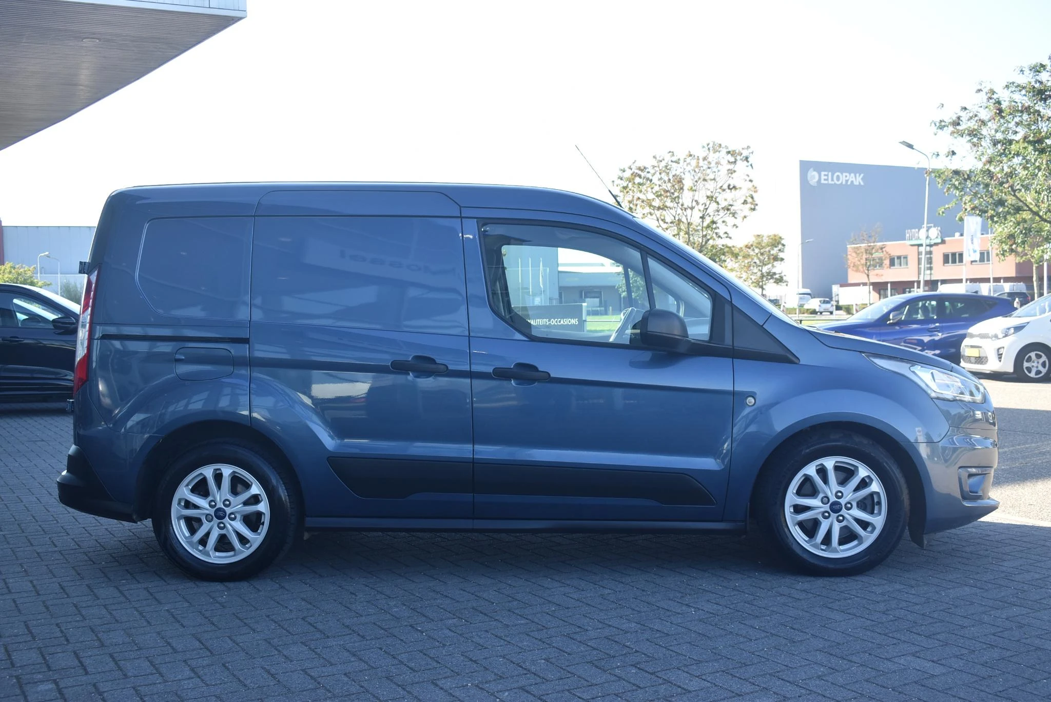 Ford-Transit Connect-image-3