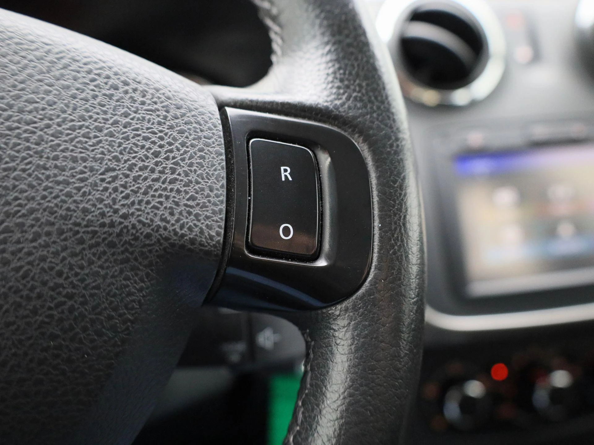 Dacia-Sandero Stepway-image-13