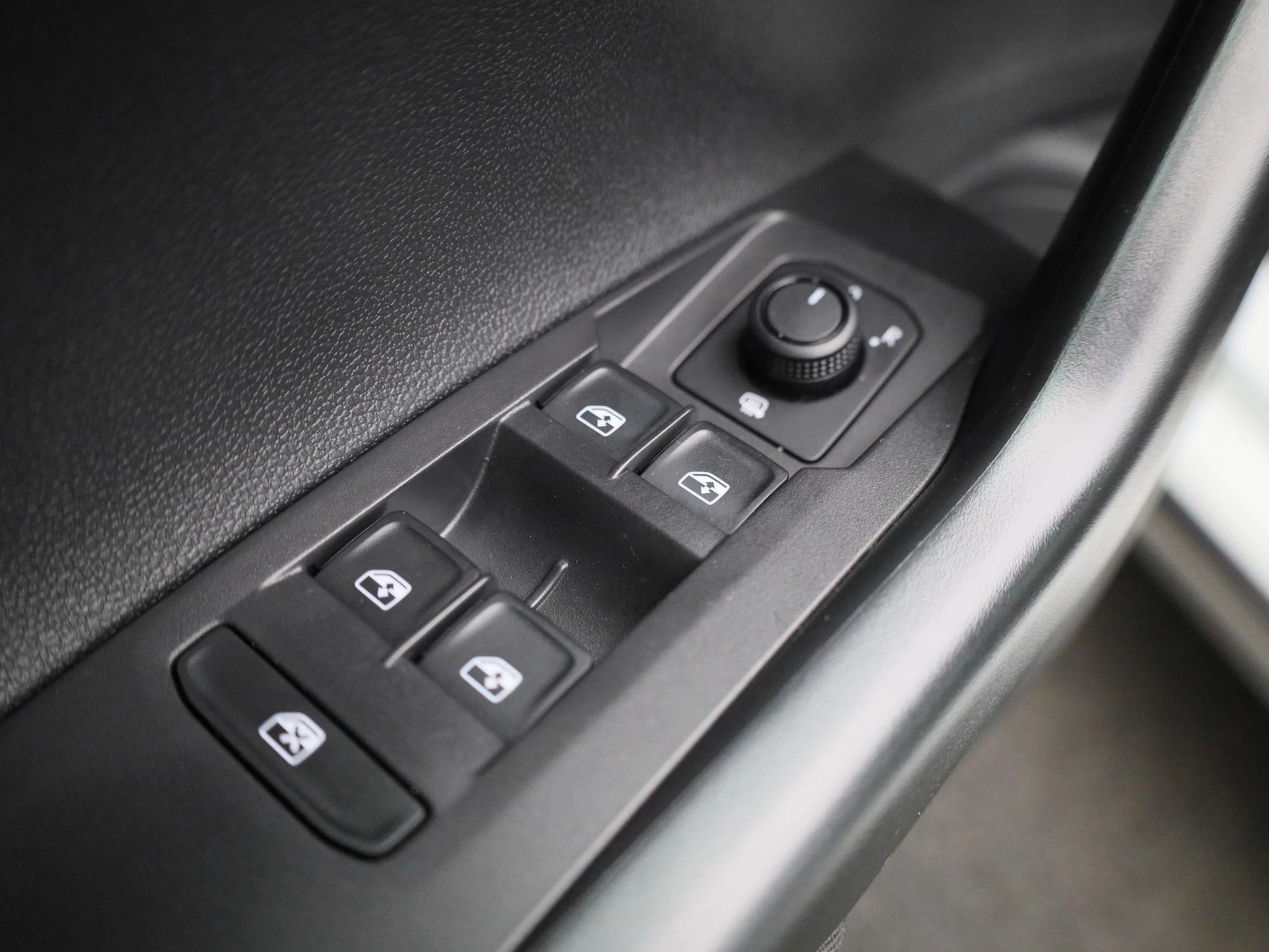 Volkswagen-Taigo-image-26