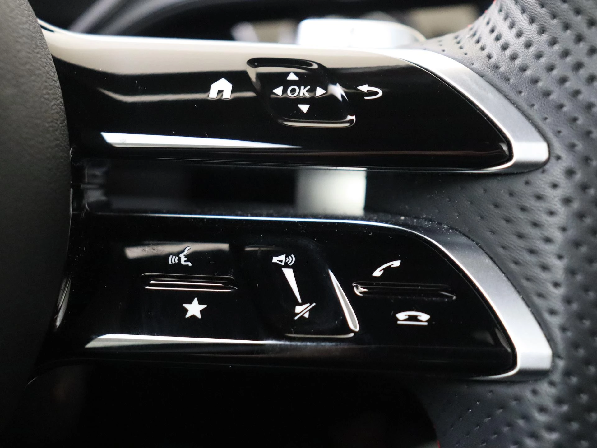 Mercedes-Benz-A-Klasse-image-19