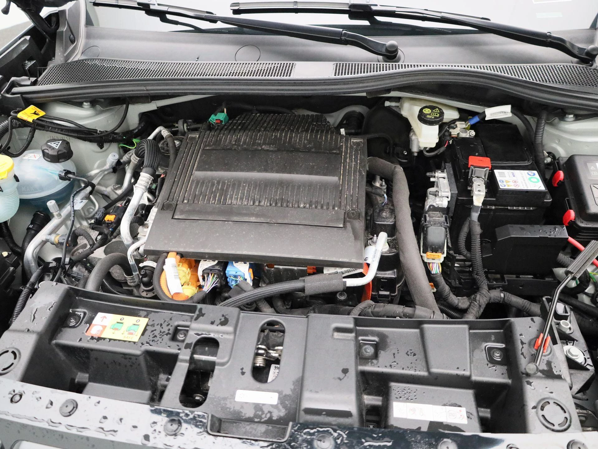 Jeep-Avenger-image-40