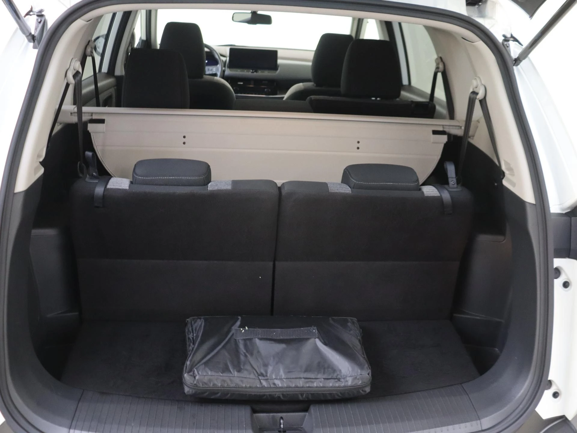 Nissan-X-Trail-image-27