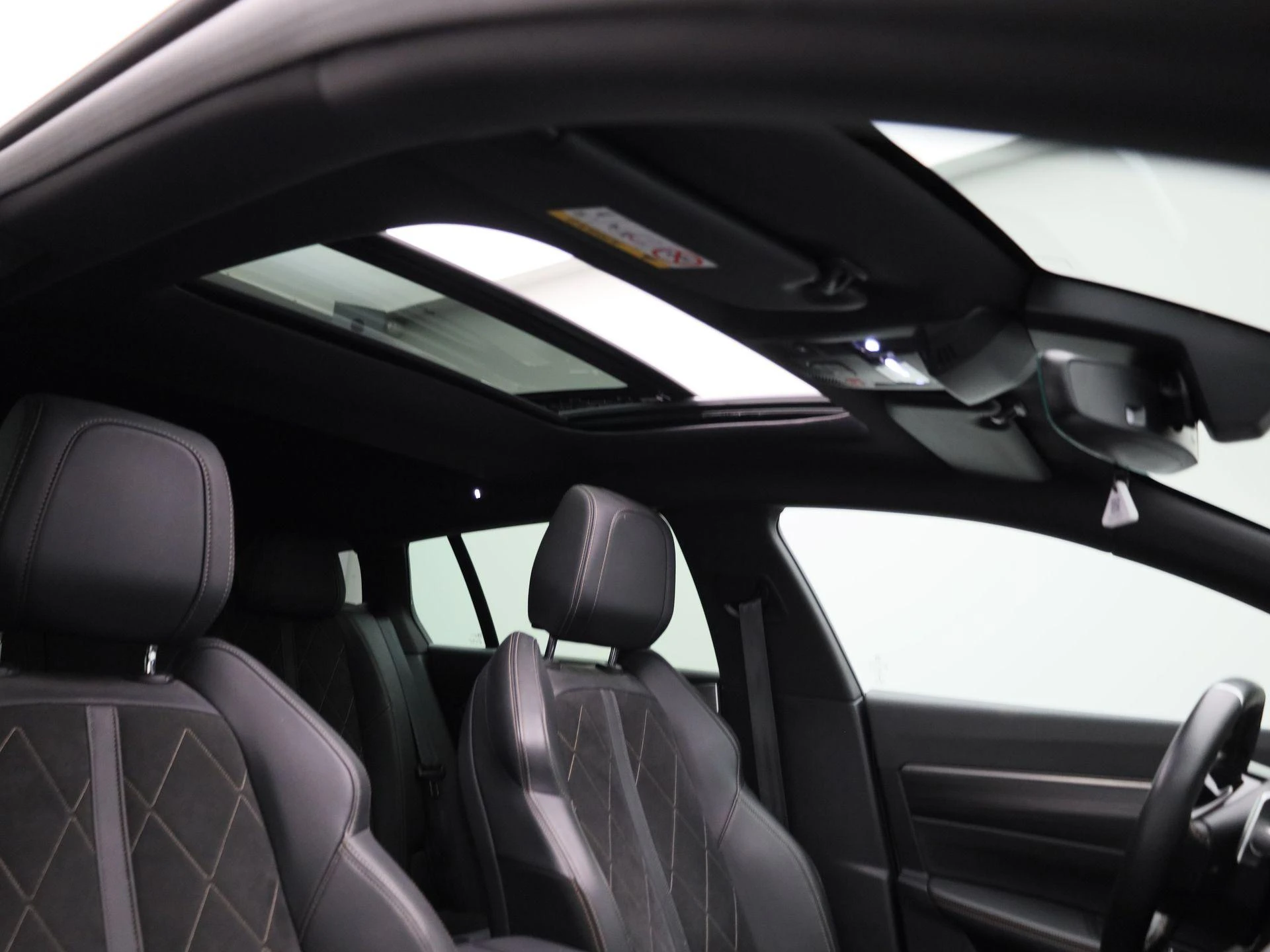 Peugeot-508-image-47